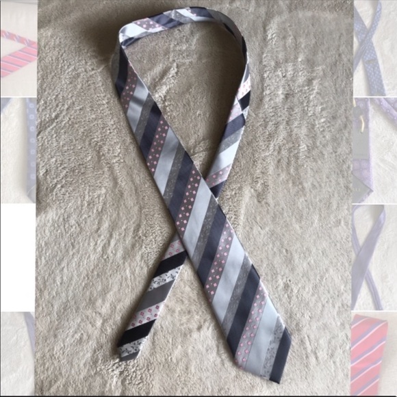 Valentino tie NWT - Picture 2 of 3